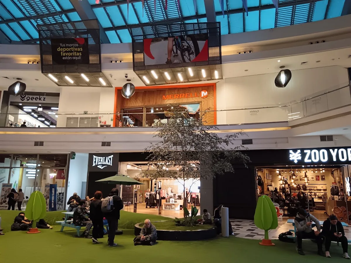 Mall Plaza Vespucio
